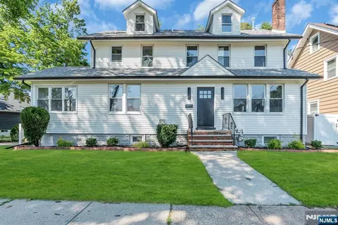 419 Martin St, Roselle, NJ 07203