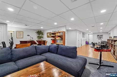 Other - 24 Pineview Dr, Waldwick, NJ 07463 photo 7 of 9