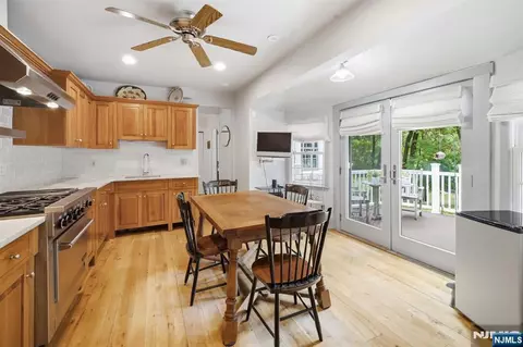Kitchen - 249 E Saddle River Rd, Saddle River, NJ 07458 photo 2 of 2