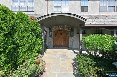 140 Bellair Rd #Q, Ridgewood, NJ 07450