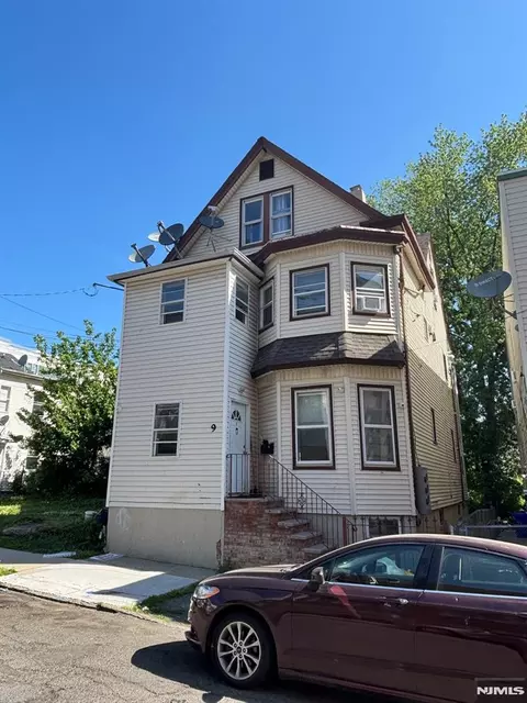 9 Courtland, Paterson, NJ 07503