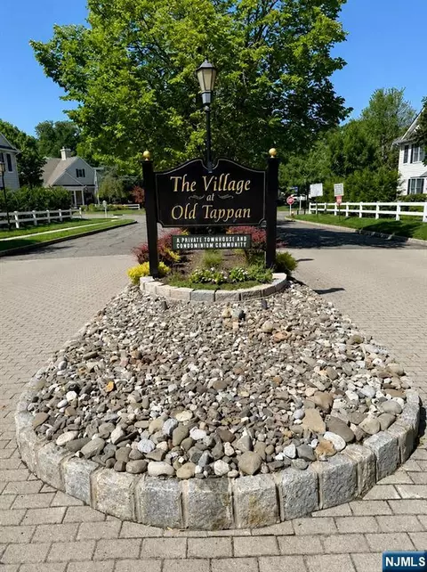 34 Spring Holw, Old Tappan, NJ 07675