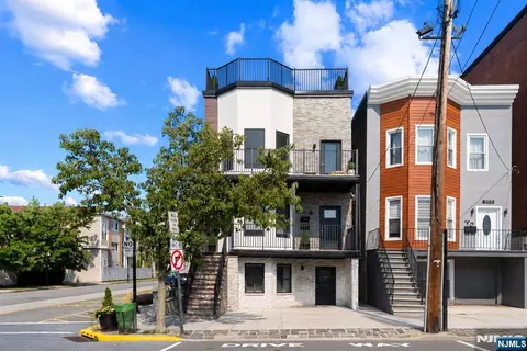901 Palisade Ave #1, Union City, NJ 07087