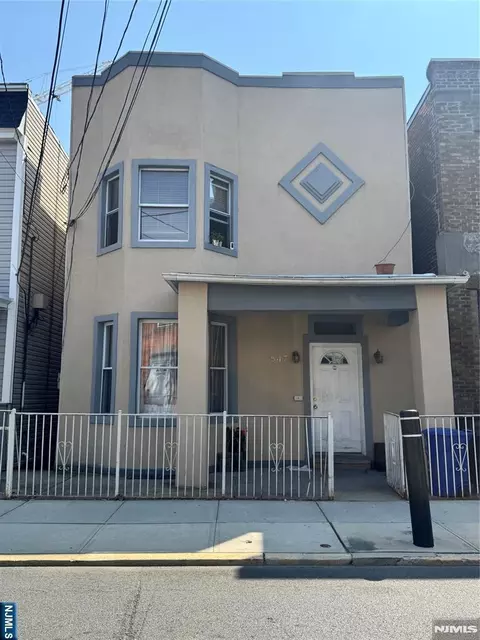 547 54th St, West New York, NJ 07093