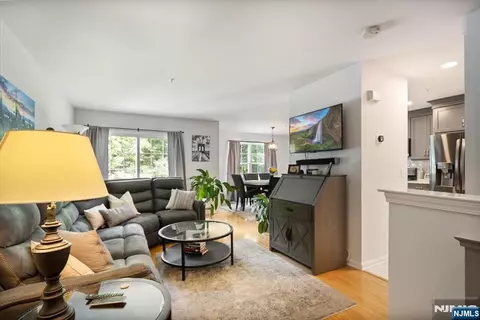 Living - 70 Carter Rd, Haskell, NJ 07420 photo 1 of 3
