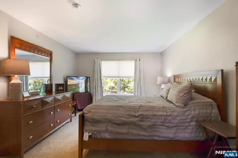 Bedroom - 70 Carter Rd, Haskell, NJ 07420 photo 3 of 4