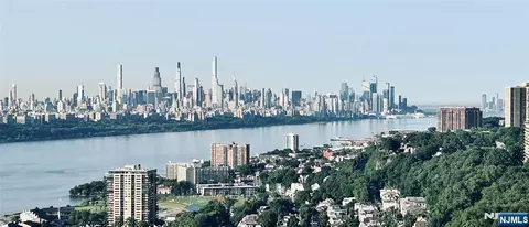 1512 Palisade Ave #20H, Fort Lee, NJ 07024