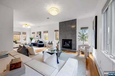 Living - 177 Lawson Pl, Paramus, NJ 07652 photo 2 of 3