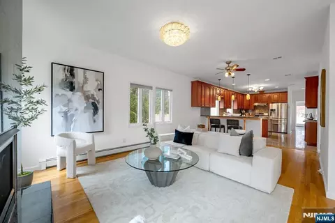 Living - 177 Lawson Pl, Paramus, NJ 07652 photo 3 of 3