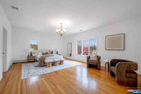 Bedroom - 177 Lawson Pl, Paramus, NJ 07652 photo 1 of 6