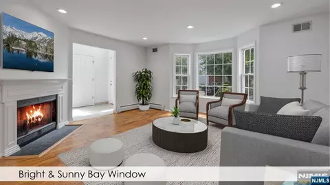 Living - 758 Manchester Way, Paramus, NJ 07652 photo 2 of 4