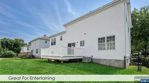 Exterior - 758 Manchester Way, Paramus, NJ 07652 photo 3 of 3