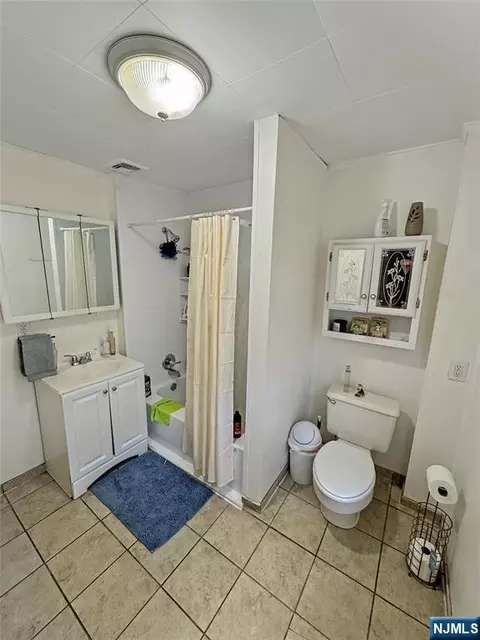 113 Kansas St, Hackensack, NJ 07601 photo 6