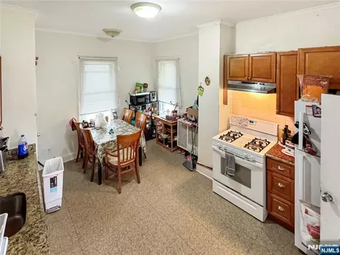 113 Kansas St, Hackensack, NJ 07601 photo 5