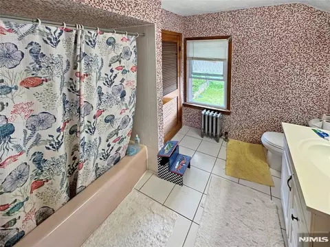 115 Kansas St, Hackensack, NJ 07601 photo 5