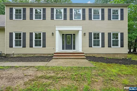 Exterior - 12 Apache Rd, Wayne, NJ 07470 photo 3 of 7