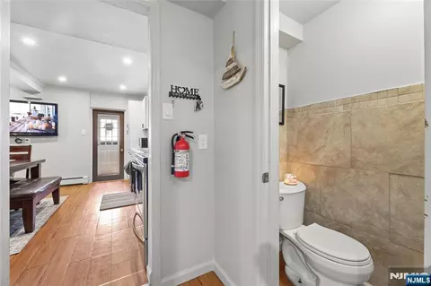 Entry Way - 480 Washington Ave, Hackensack, NJ 07601 photo 4 of 5