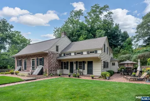 605 E Saddle River Rd, Ho Ho Kus, NJ 07423