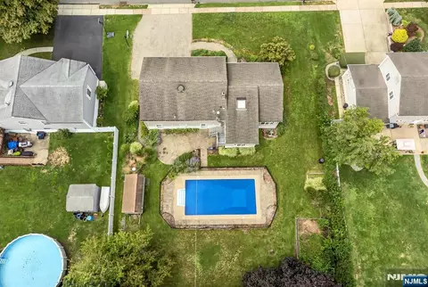 View/Area - 48 Andover Dr, Wayne, NJ 07470 photo 5 of 5