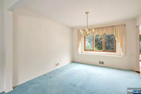 Other - 48 Andover Dr, Wayne, NJ 07470 photo 2 of 10