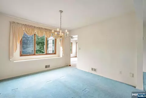 Other - 48 Andover Dr, Wayne, NJ 07470 photo 3 of 10