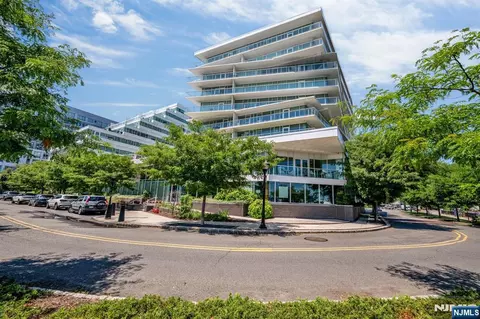 800 Ave At Port Imperial Blvd #703, Weehawken, NJ 07086