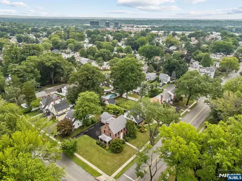 View/Area - 210 Spring Valley Ave, Hackensack, NJ 07601 photo 2 of 4