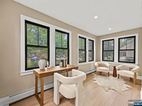 Entry Way - 210 Spring Valley Ave, Hackensack, NJ 07601 photo 3 of 6