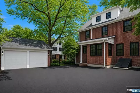 210 Spring Valley Ave, Hackensack, NJ 07601 photo 2