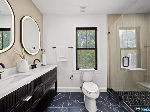 Bath - 210 Spring Valley Ave, Hackensack, NJ 07601 photo 4 of 7