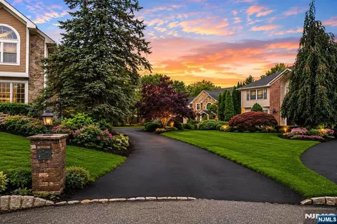 Exterior - 5 Gates Pl, Wayne, NJ 07470 photo 2 of 8