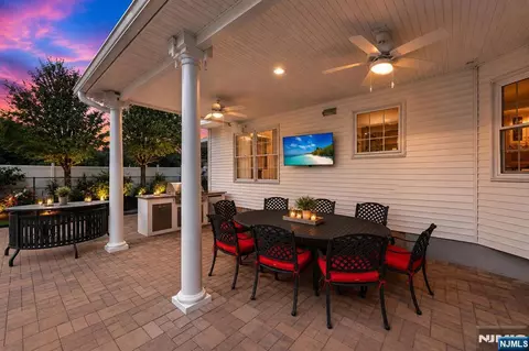 Exterior - 5 Gates Pl, Wayne, NJ 07470 photo 5 of 8