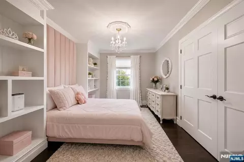 Bedroom - 5 Gates Pl, Wayne, NJ 07470 photo 3 of 4