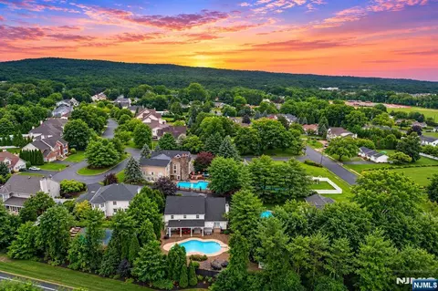 View/Area - 5 Gates Pl, Wayne, NJ 07470 photo 1 of 2