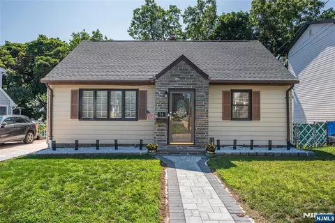 54 Hasbrouck Ave, Hasbrouck Heights, NJ 07604