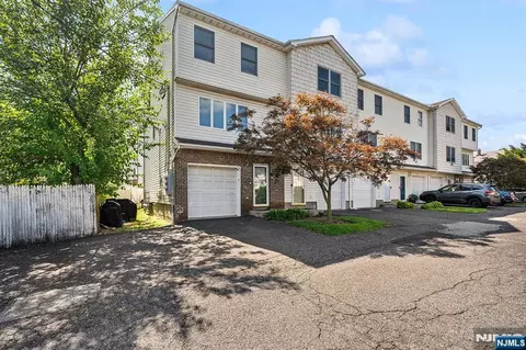 274 Garibaldi Ave #1, Lodi, NJ 07644