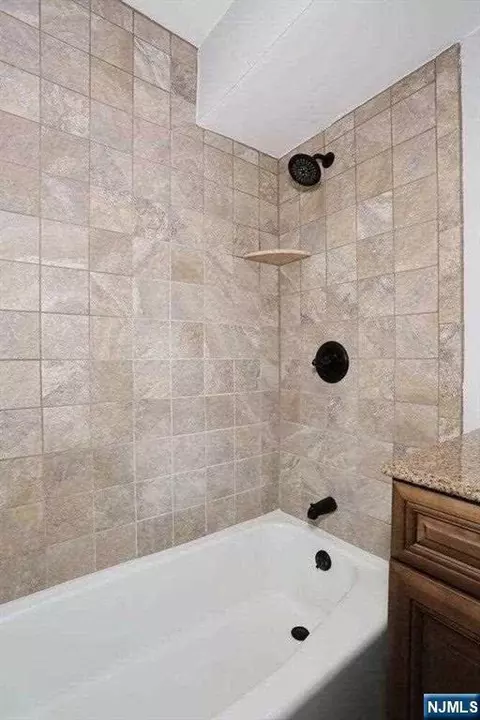 Bath - 25 Jefferson St #6D, Hackensack, NJ 07601 photo 3 of 3