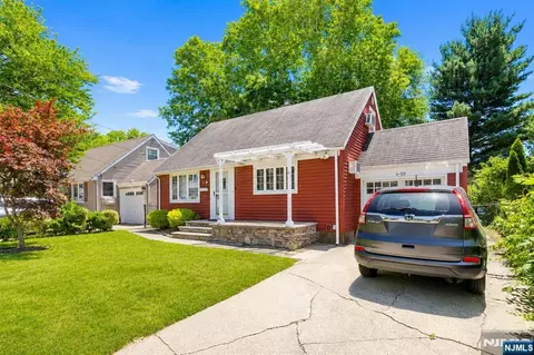 1-10 Lambert Rd, Fair Lawn, NJ 07410