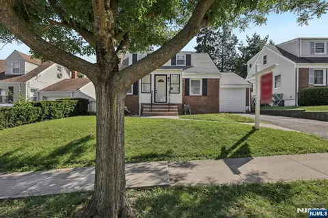 75 Emerson St, Clifton, NJ 07013