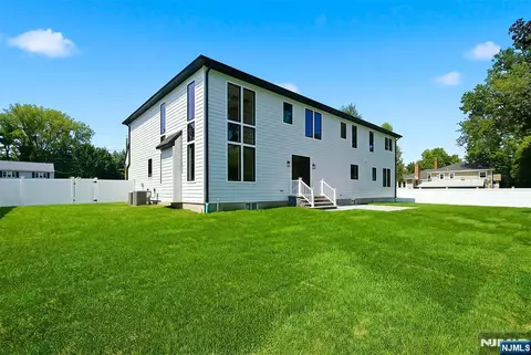 Exterior - 295 Georgian Dr, Paramus, NJ 07652 photo 2 of 2