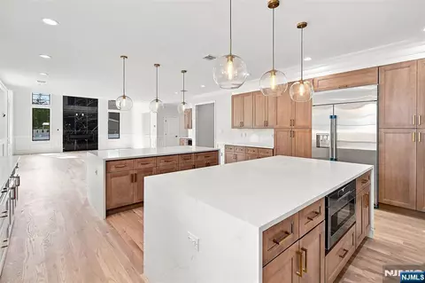 Other - 295 Georgian Dr, Paramus, NJ 07652 photo 4 of 18
