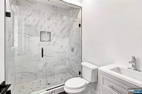 Bath - 295 Georgian Dr, Paramus, NJ 07652 photo 8 of 9