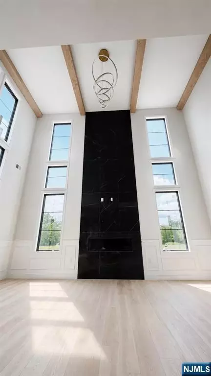 Living - 295 Georgian Dr, Paramus, NJ 07652 photo 2 of 2