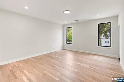 Bedroom - 295 Georgian Dr, Paramus, NJ 07652 photo 4 of 4