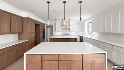 Kitchen - 295 Georgian Dr, Paramus, NJ 07652 photo 1 of 1