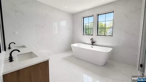 Bath - 295 Georgian Dr, Paramus, NJ 07652 photo 1 of 2