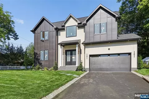 Exterior - 70 Carleton Ter, Cresskill, NJ 07626 photo 3 of 3