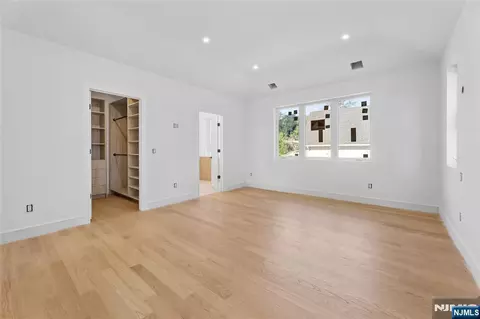 Bedroom - 70 Carleton Ter, Cresskill, NJ 07626 photo 6 of 9