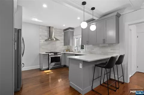 415 Orange Rd, Montclair, NJ 07042