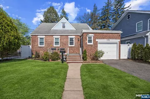 170 Clinton Ave, New Milford, NJ 07646